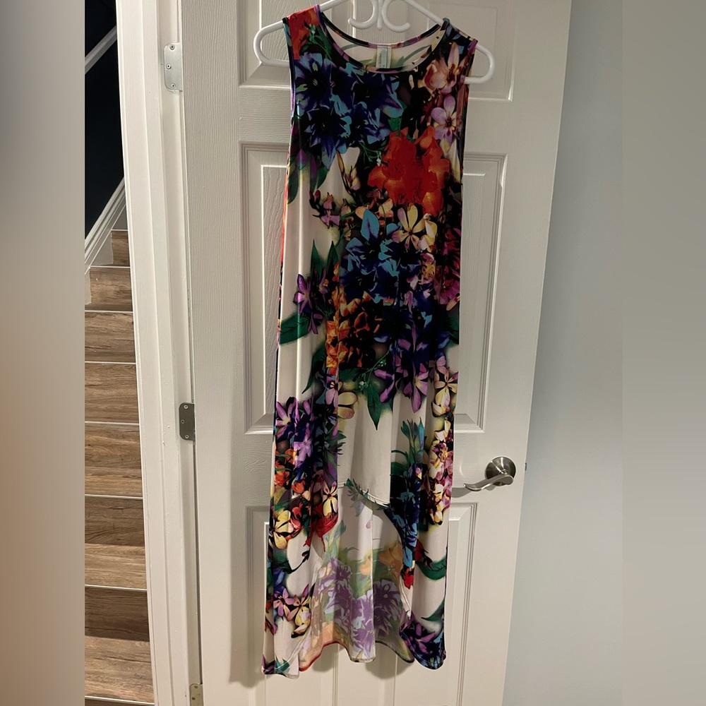 Beautiful Bellamie Hawaiian dressy dress.